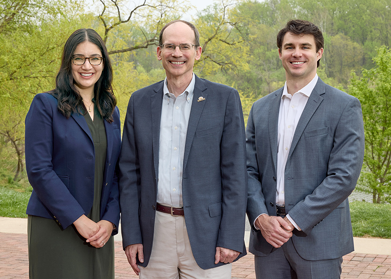 Image of Advisors at Carson Wealth Columbia, MD Office